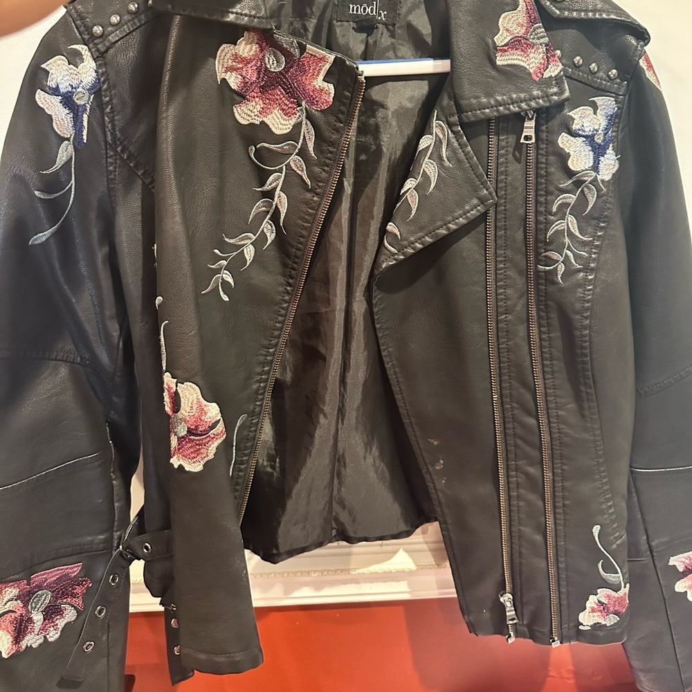 Beautiful Floral Embroidered Leather Jacket